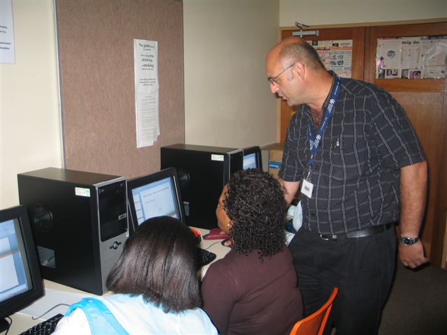 Project Coodinator, Andre du Plessis, at a recent training session